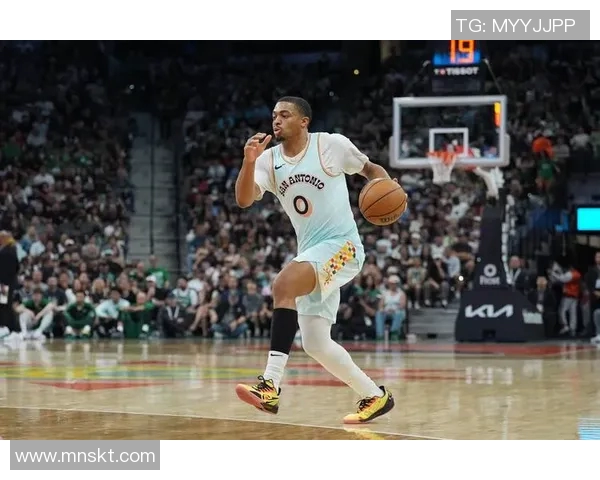 NBA新赛季球员转会动向与各队阵容深度全面解析