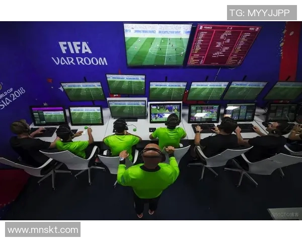 足球世界杯赛事直播技术的演进与多场景应用探索研究