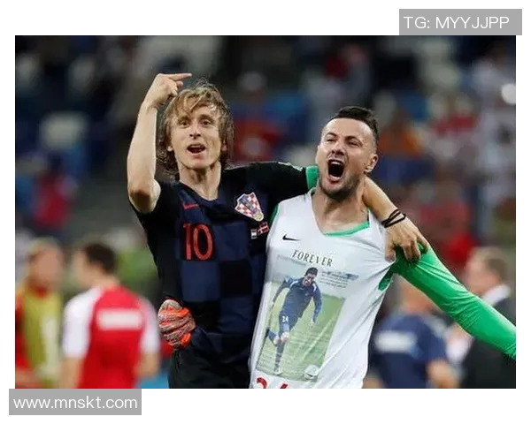 世界杯决赛圈各支球队战术打法全解析与精彩对决战略分析 世界杯决赛圈各支球队战术打法全解析与精彩对决战略分析